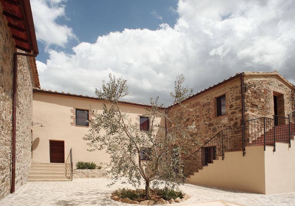 Agriturismo Il Poggione Монталчино Стая снимка