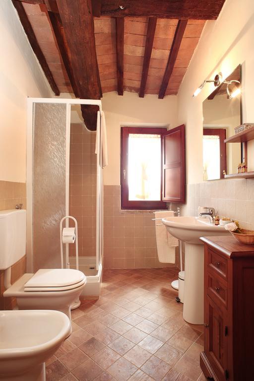 Agriturismo Il Poggione Монталчино Стая снимка